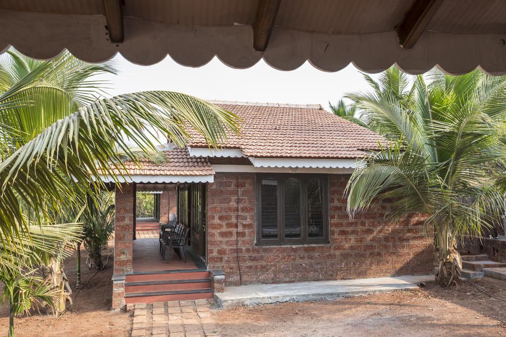 Beachfront Villas Ganpatipule Εξωτερικό φωτογραφία